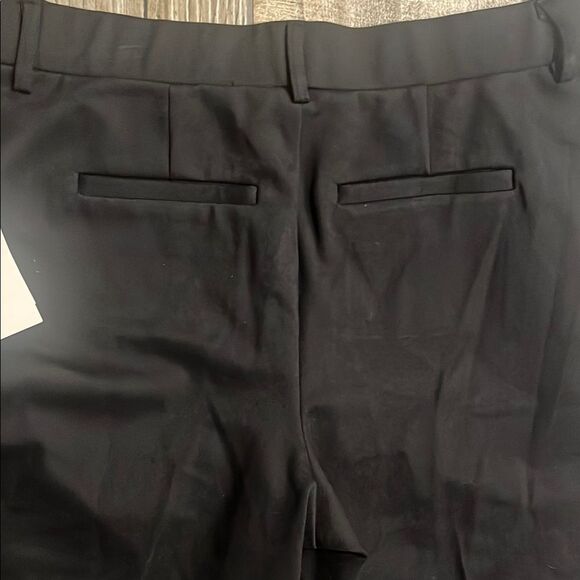 Ecru Brand Ankle Cropped pointe pull on performance pointe Pants - Black - Picture 4 of 6